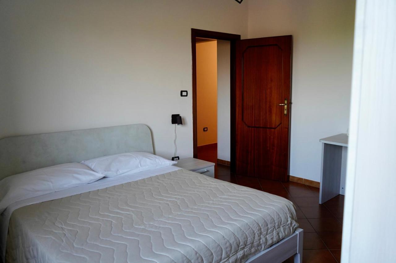 Atomos Bed & Breakfast Alvignano Exterior foto